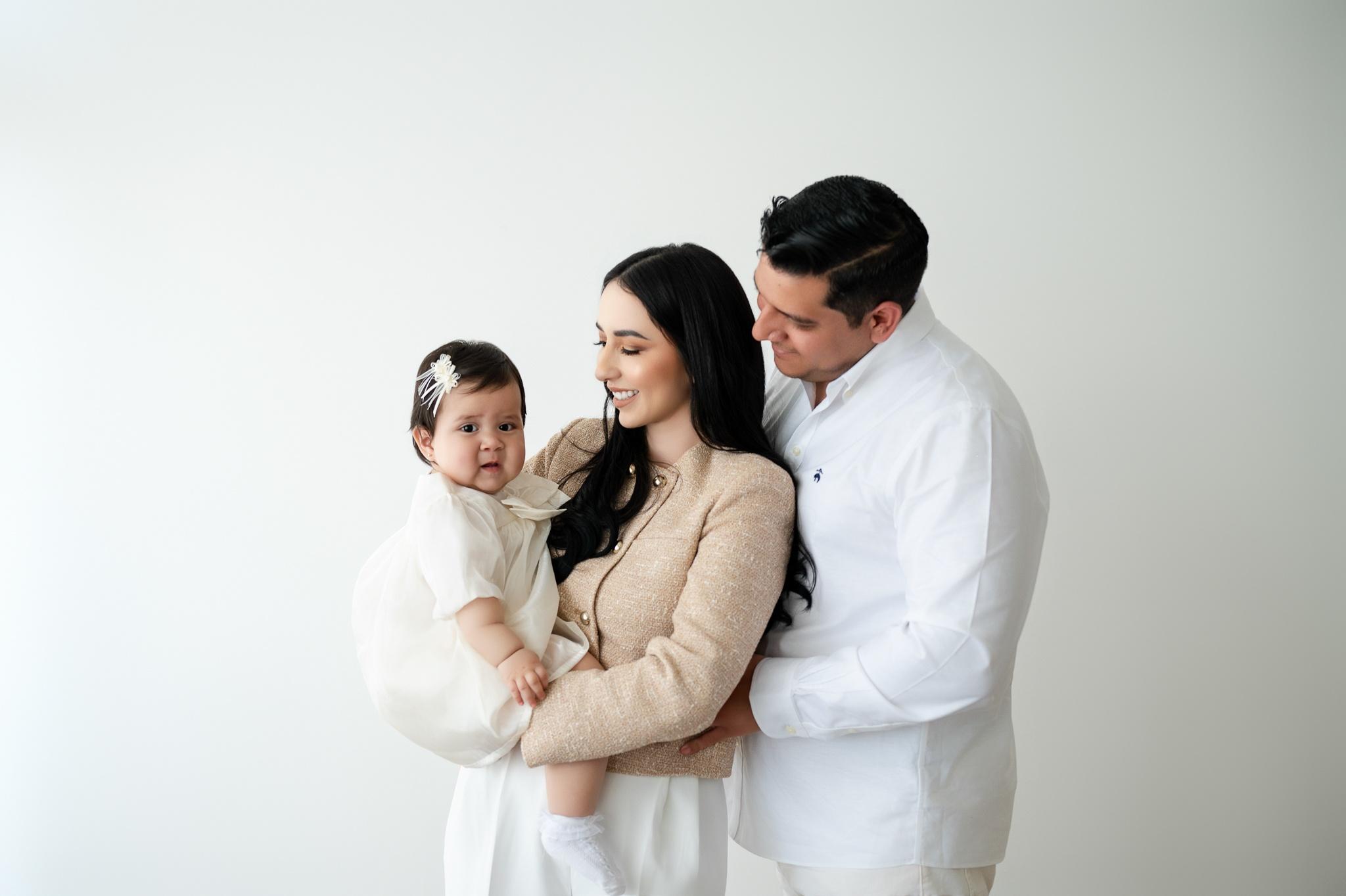 ¿Cuánto cuesta una sesión de fotos en estudio en Tijuana? | Todo lo que necesitas saber antes de reservar